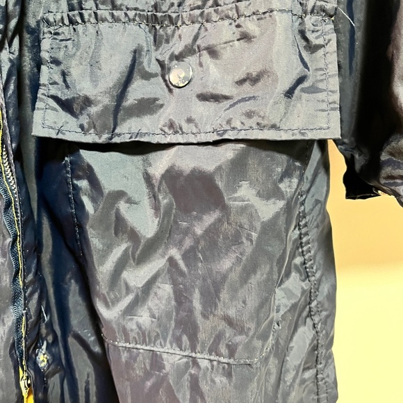 Reversible Rain Jacket – Navy & Yellow – Unisex, Fits XL – Dual-Sided Pockets - Picture 3 of 12